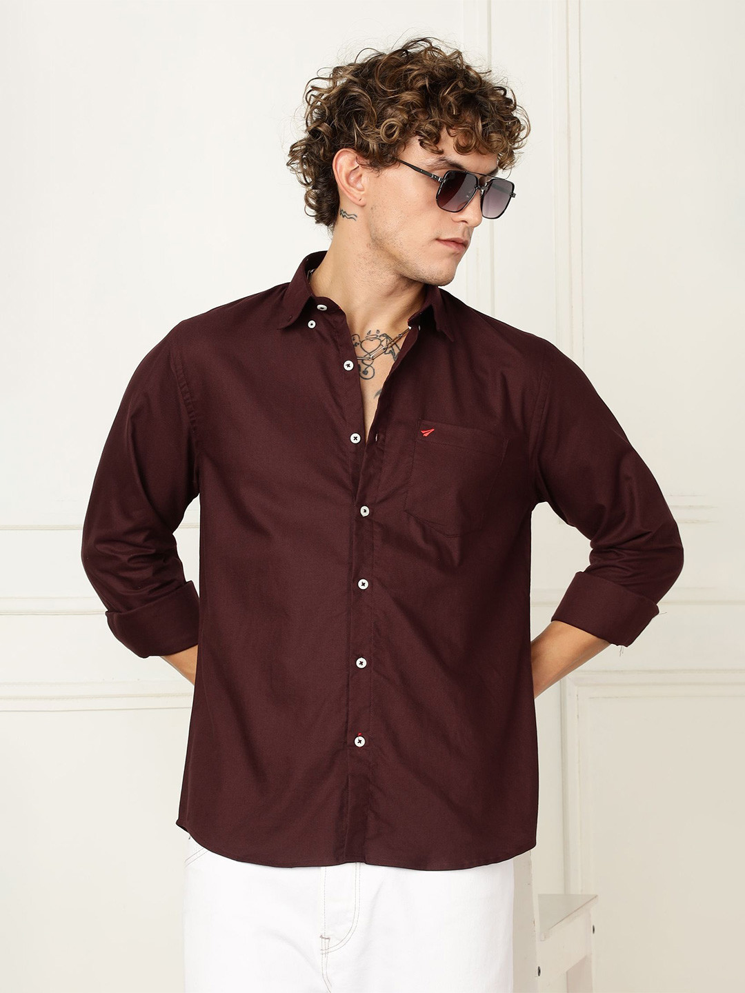 INVICTUS Slim Fit Button-Down Collar Wrinkle Free Cotton Casual Shirt
