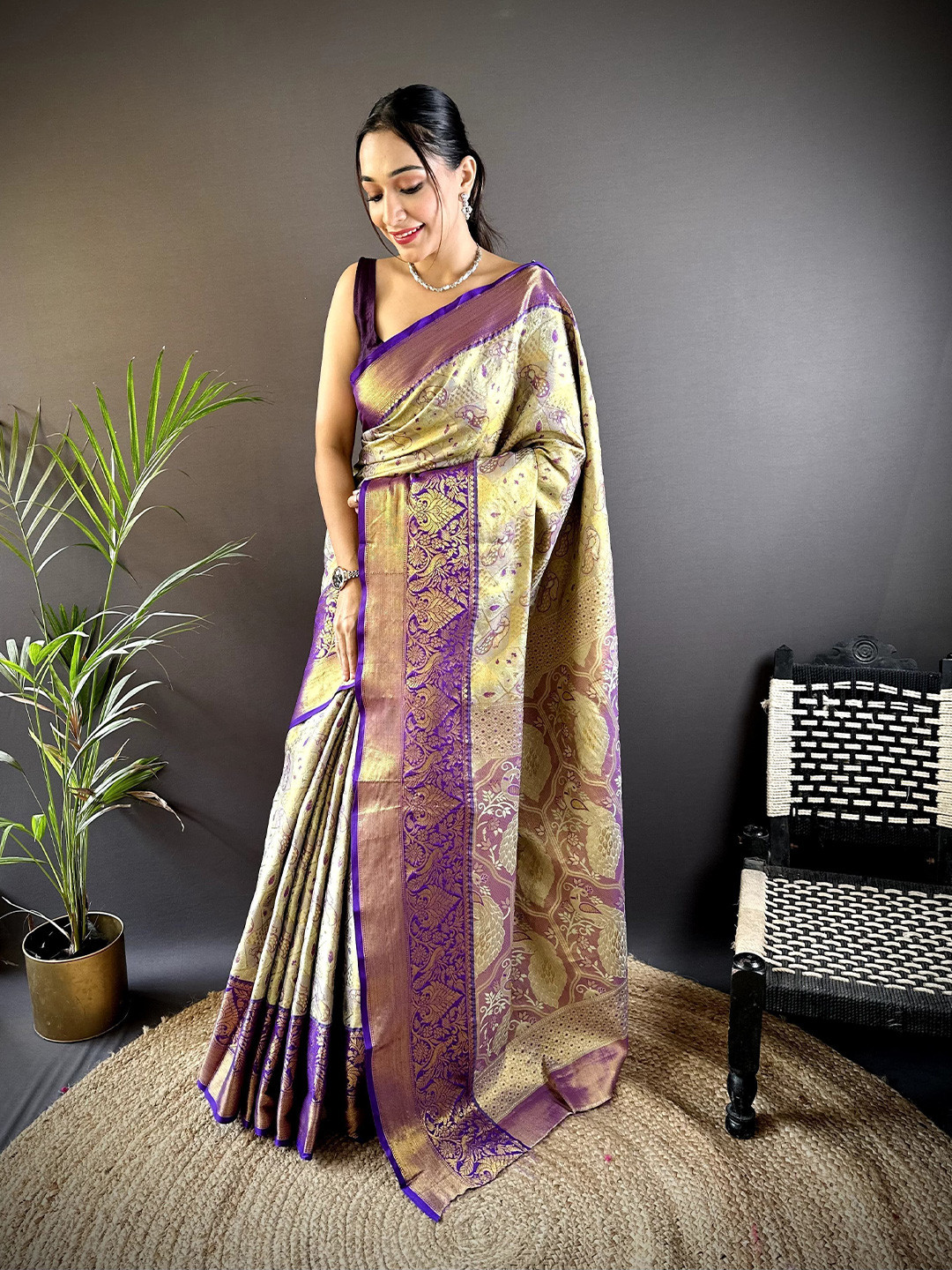 Pandadi Saree Ethnic Motifs Zari Kanjeevaram Saree