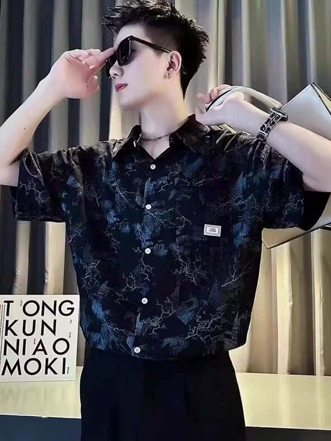 Revolte Men Abstract Printed Casual Shirt