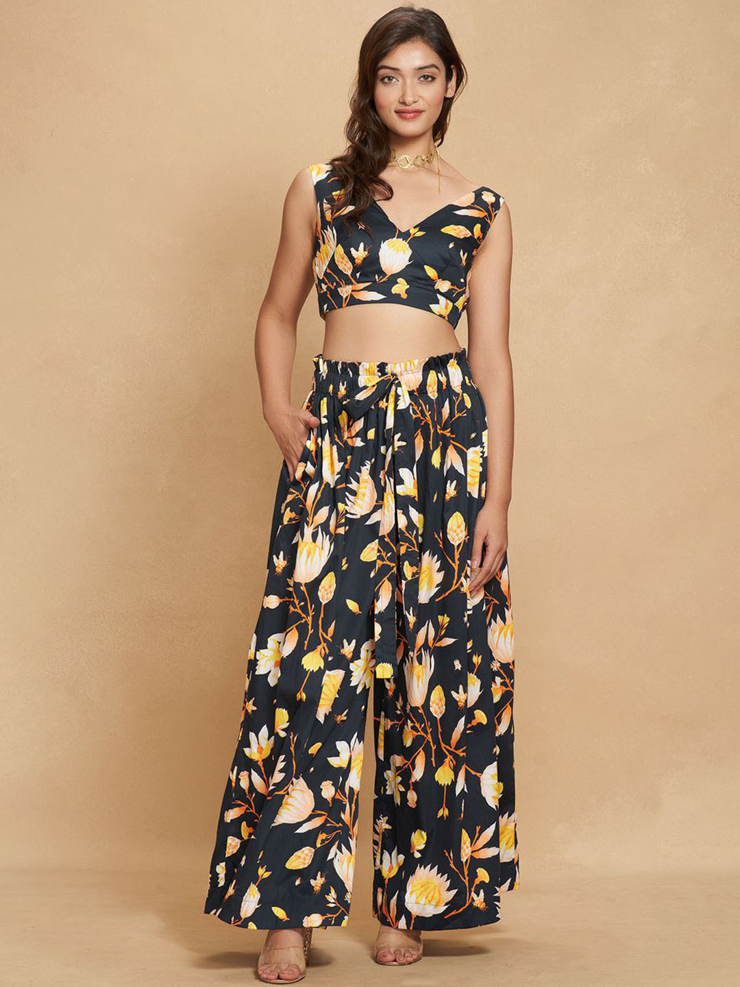 Gulabo by Abu Sandeep Women Floral Printed Fitted Crop Top