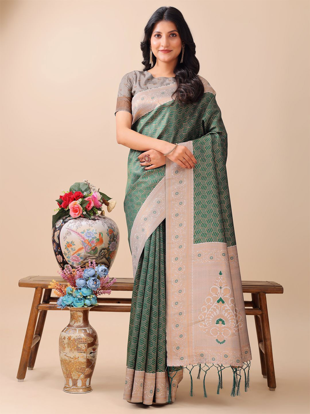 Pandadi Saree Geometric Woven Design Zari Sarees