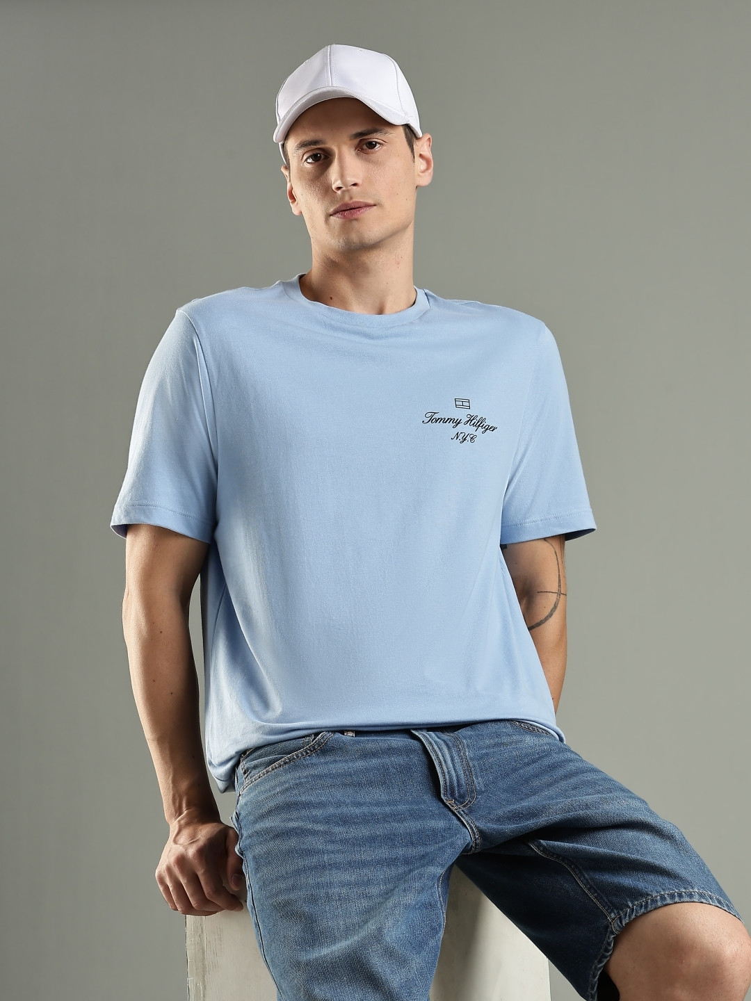 Tommy Hilfiger Short Sleeves Round Neck Cotton Regular Fit Casual T-shirt