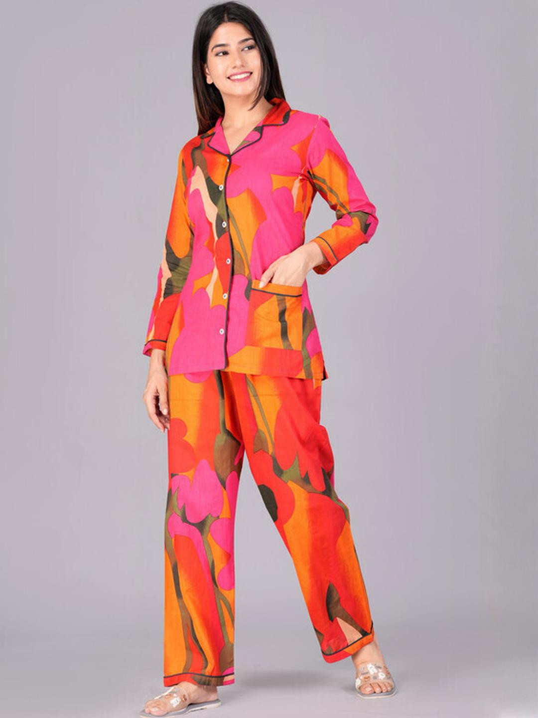 TRINABH Abstract Printed Lapel Collar Night suit