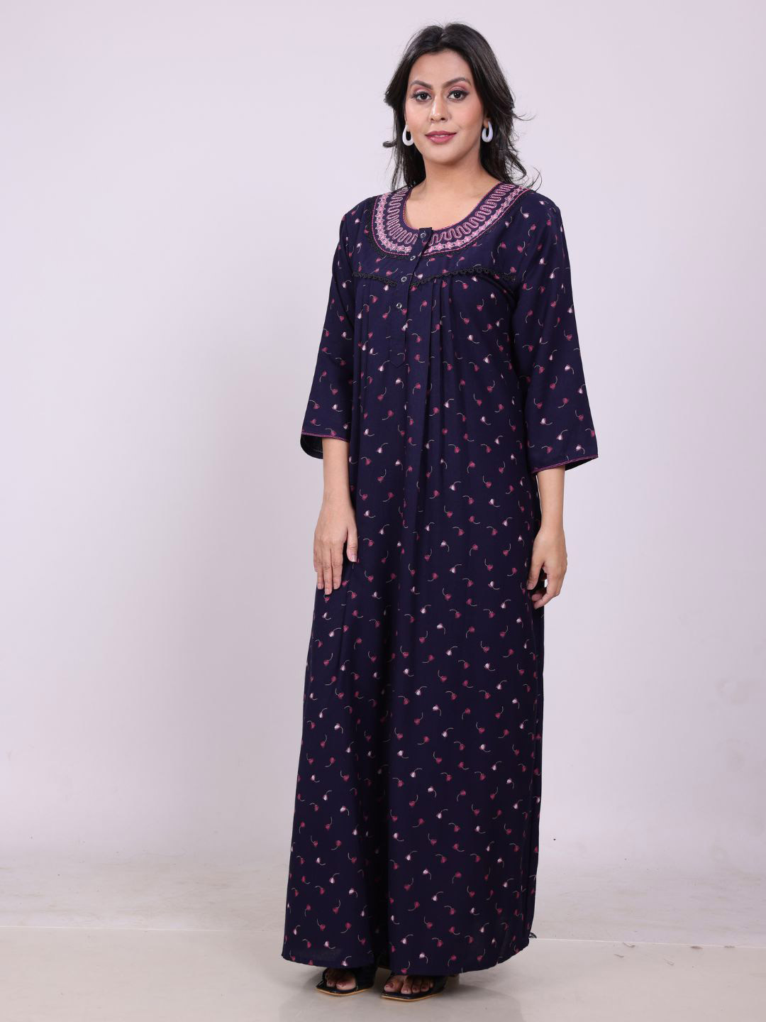 NIGHTSHADES Women Round Neck Printed Maxi Nightdress