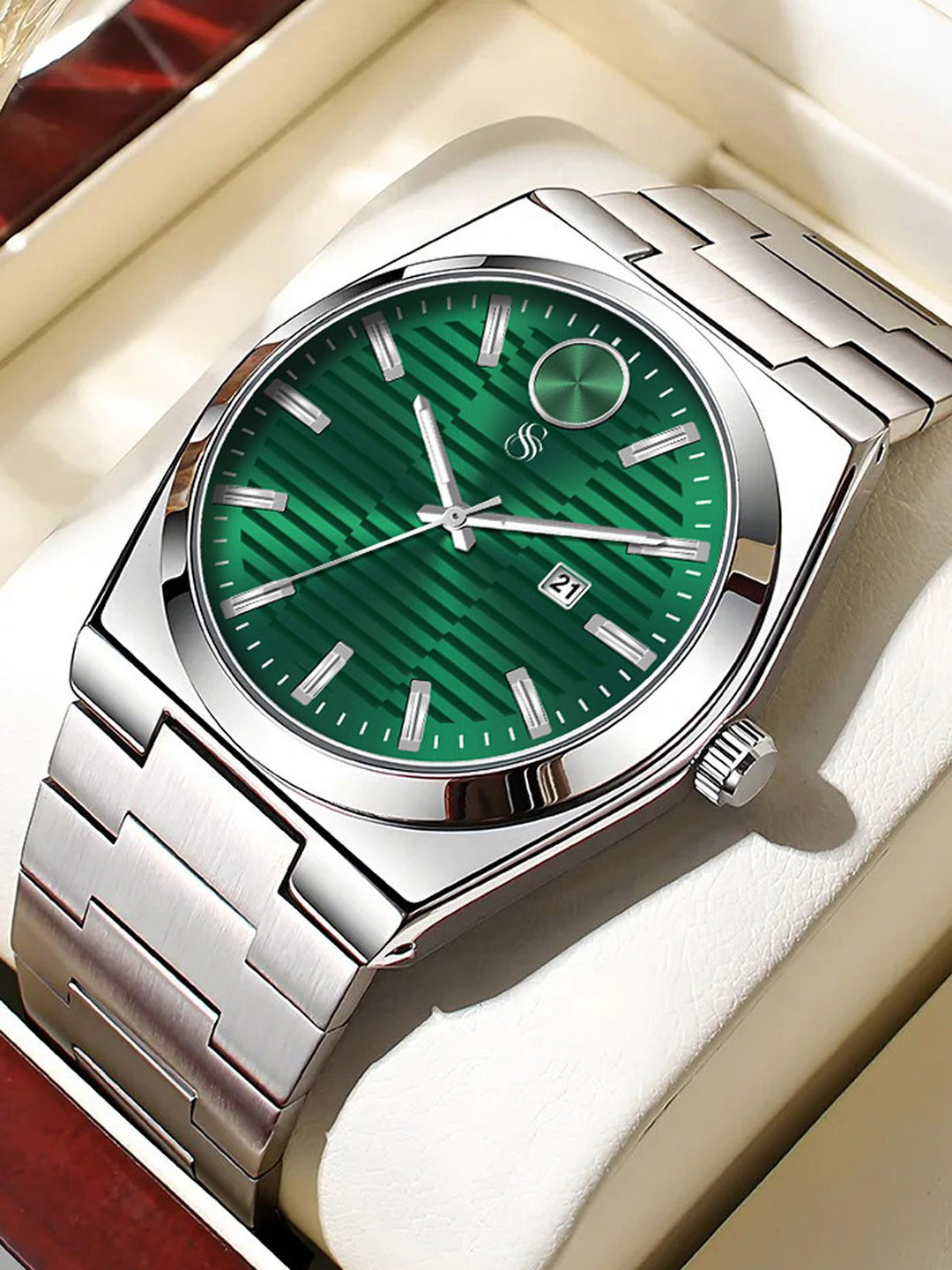 Shocknshop Men Patterned Dial Analogue Multi Function Watch WCH152Green