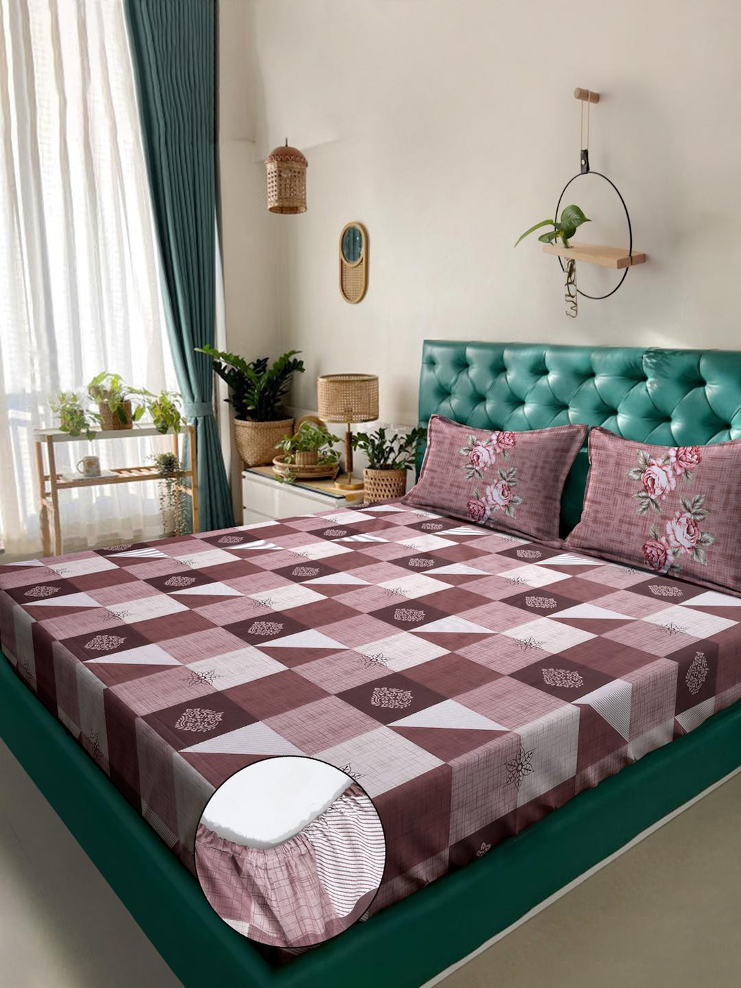 KLOTTHE Rust Geometric 400 TC King Bedsheet with 2 Pillow Covers