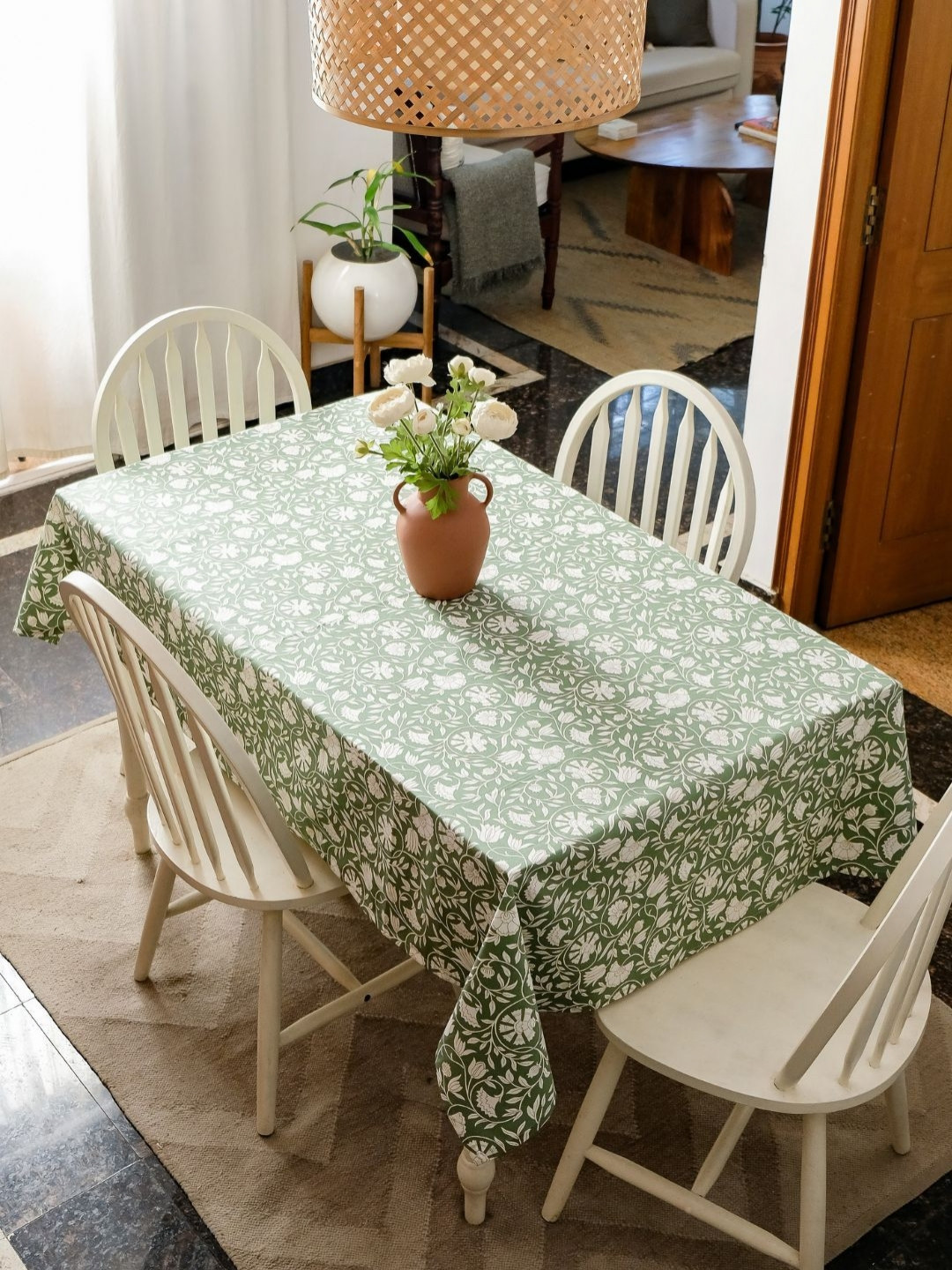 The Yard House Forest Pine Anti-Slip Wipeable Cotton Printed Rectangle 4Seater Table Cover