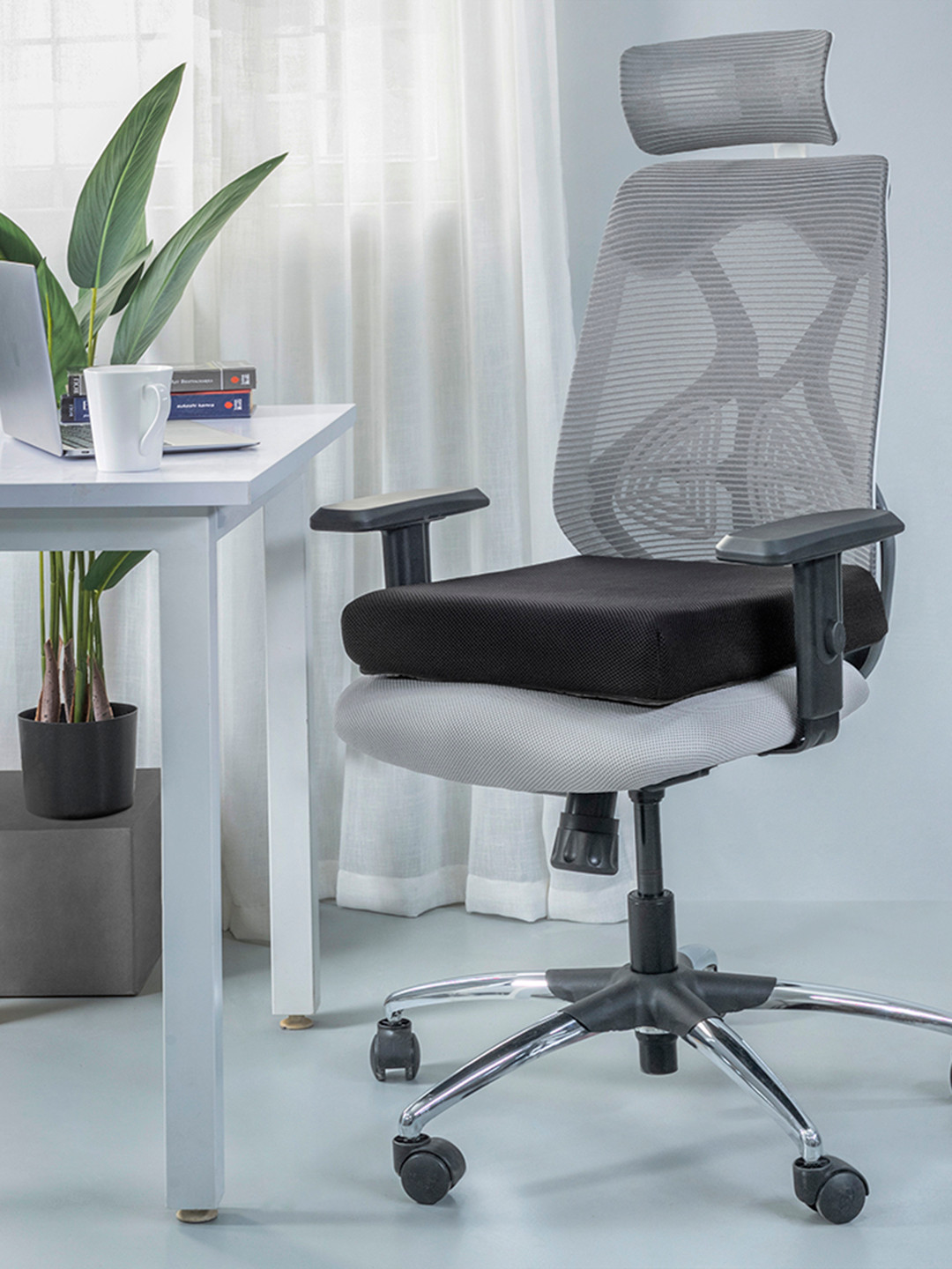 wakefit Black & Grey Square Orthopedic Office Chair Seat Pad Cushion