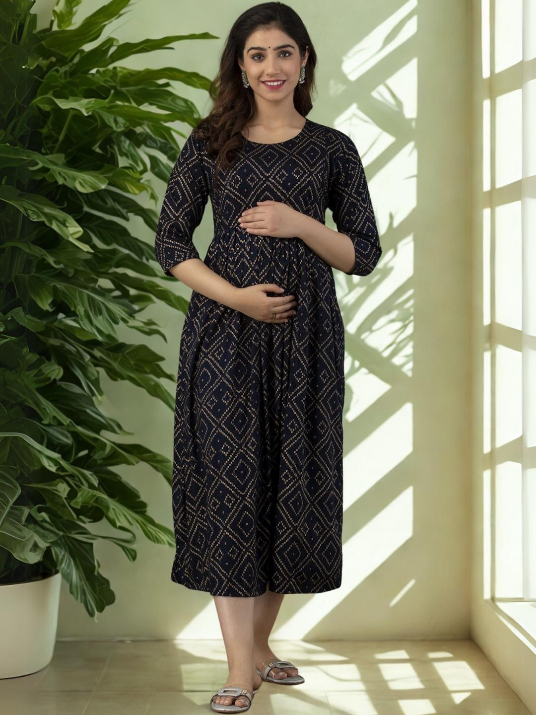 Vaidiki Plus Size Bandhani Printed Maternity Dress