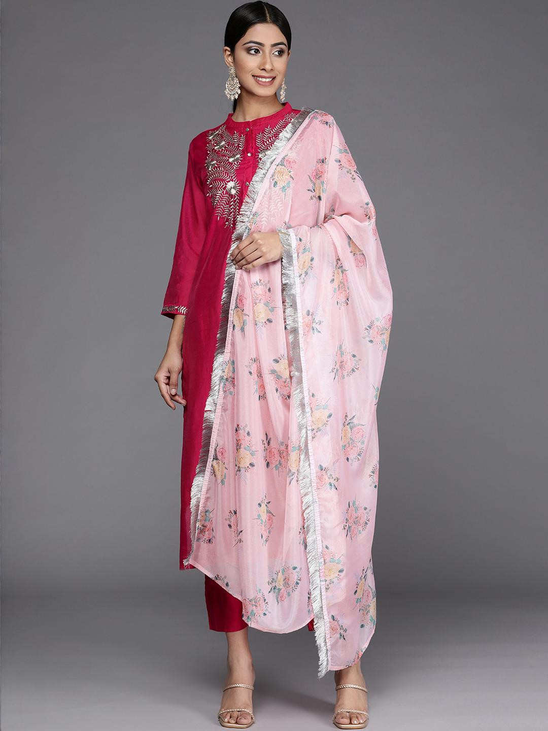 KSUT Ethnic Motifs Yoke Design Kurta with Trouser & Floral Print Organza Dupatta.