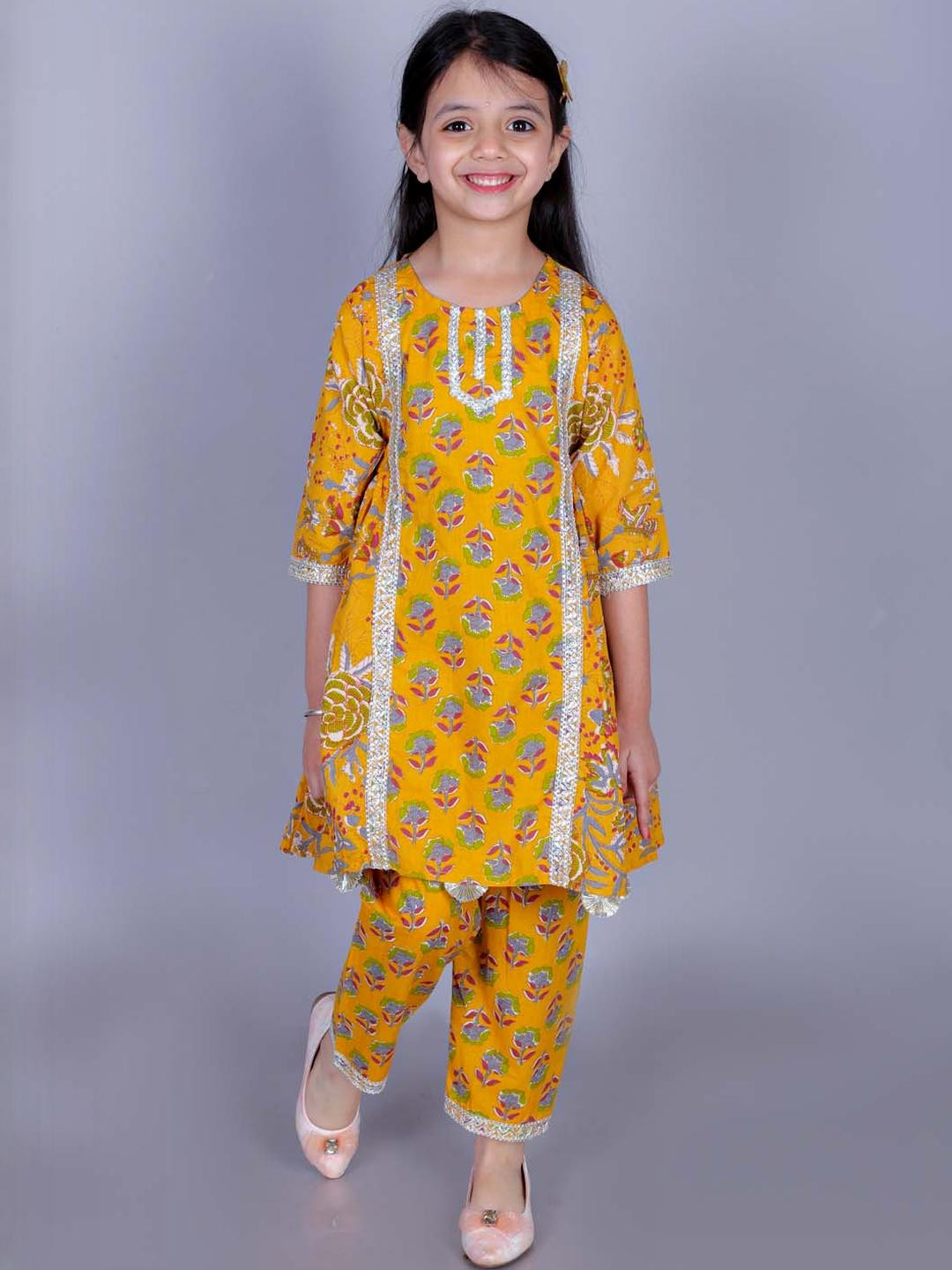 FabJunior Girls Floral Printed Panelled Gotta Patti Kurta with Trousers