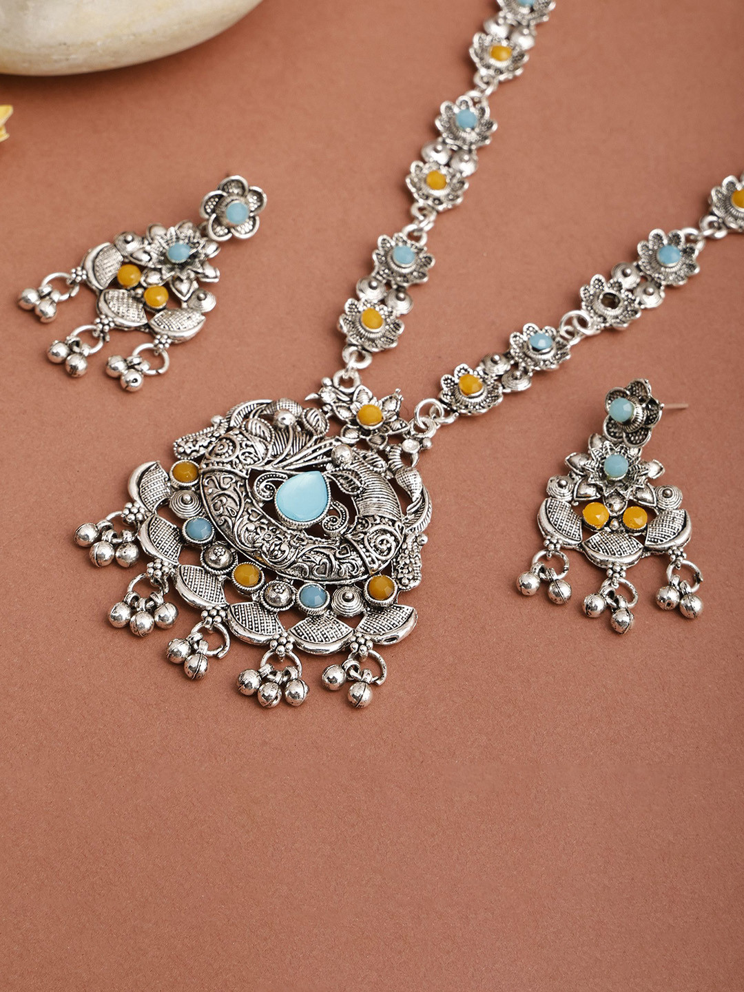 PUJVI Sterling Silver Kundan-Studded & Beaded Jewellery Set