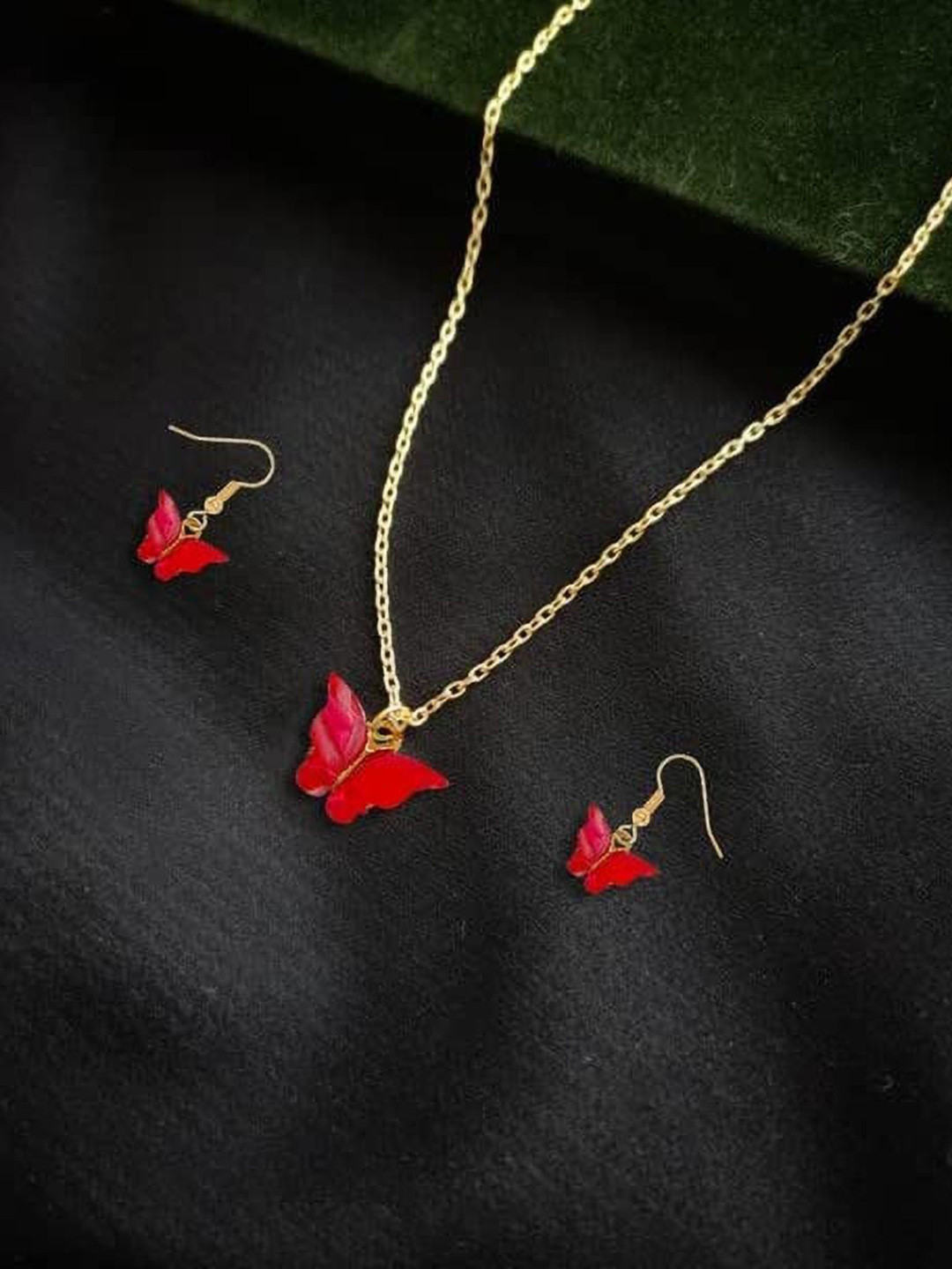 PUJVI Butterfly Design Jewellery Set