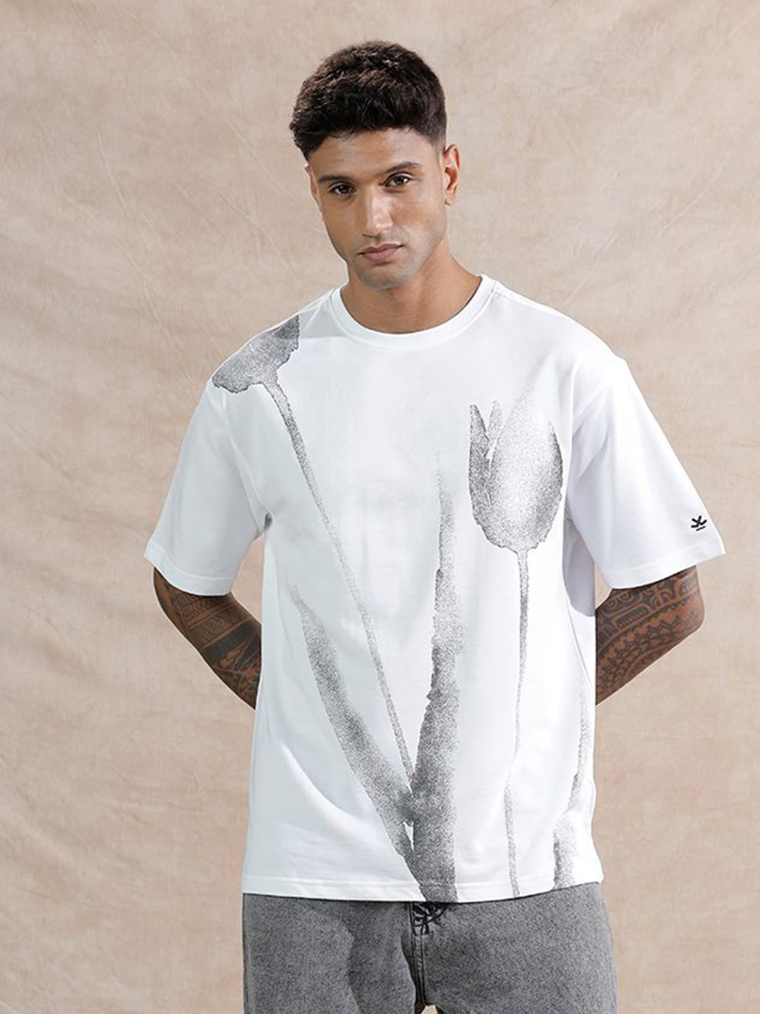 WROGN Abstract Pinted Round Neck Cotton Oversized T-shirt