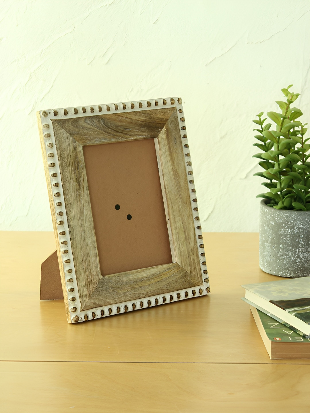 House This Sela Brown & White Wooden Table Photo Frames