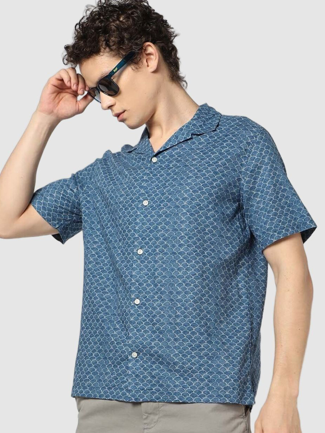 GAP Men Classic Fit Abstract Printed Cuban Collar Casual Shirt