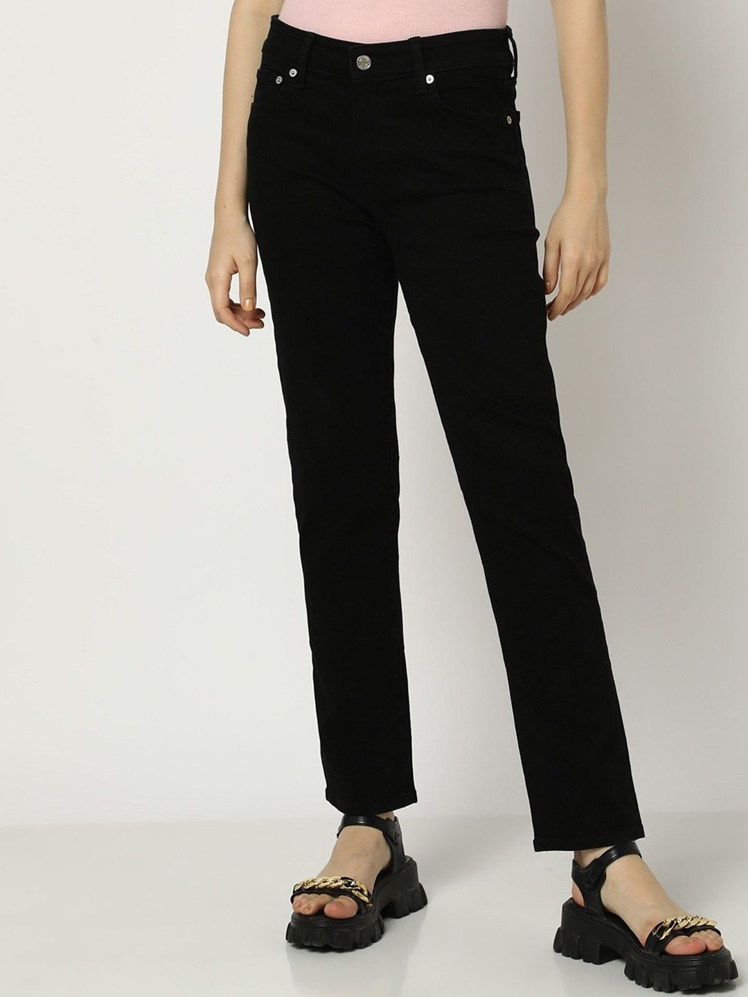 GAP Women Straight Fit High-Rise Jeans