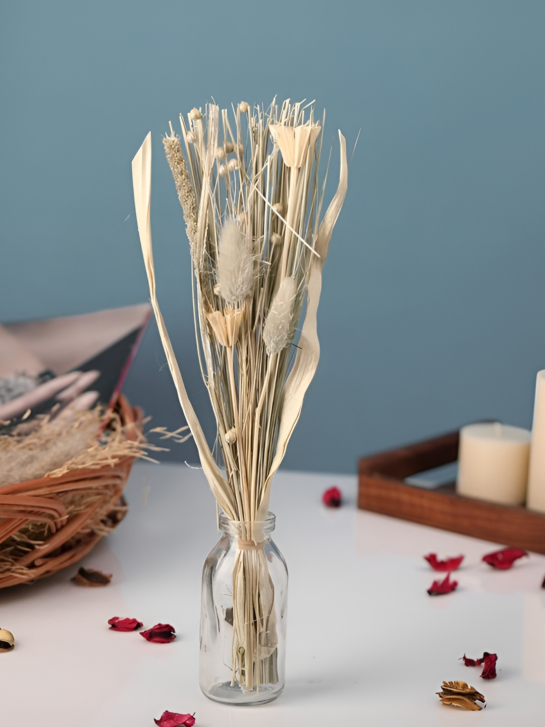 Decor de Maison Silver-Toned & Beige Liliana Dried Floral Haze Showpiece