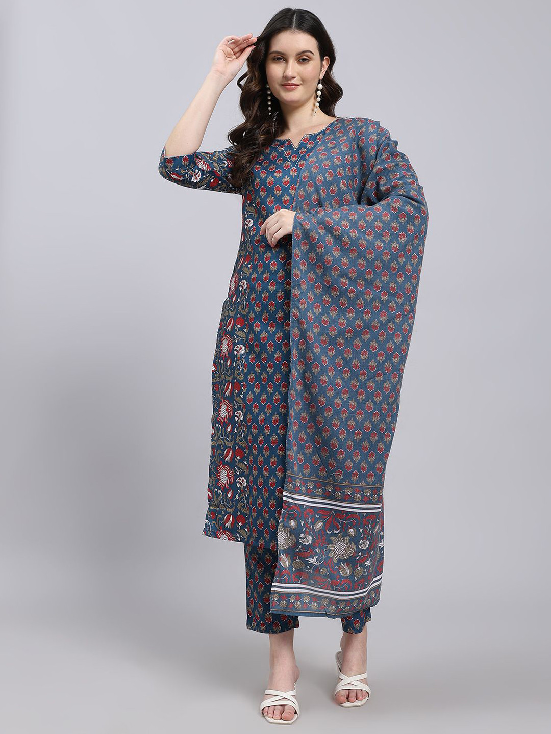 THE FAB FACTORY Floral Printed Notch Neck Mirror Work Straight Kurta Trousers & Dupatta