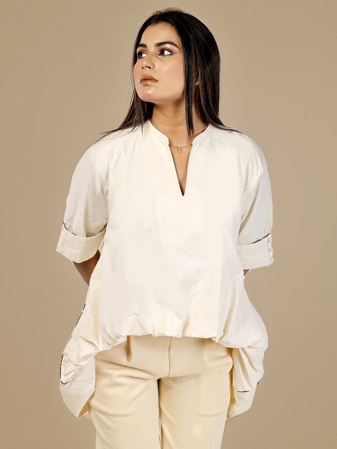 Bunosilo White balloon hemmed Top