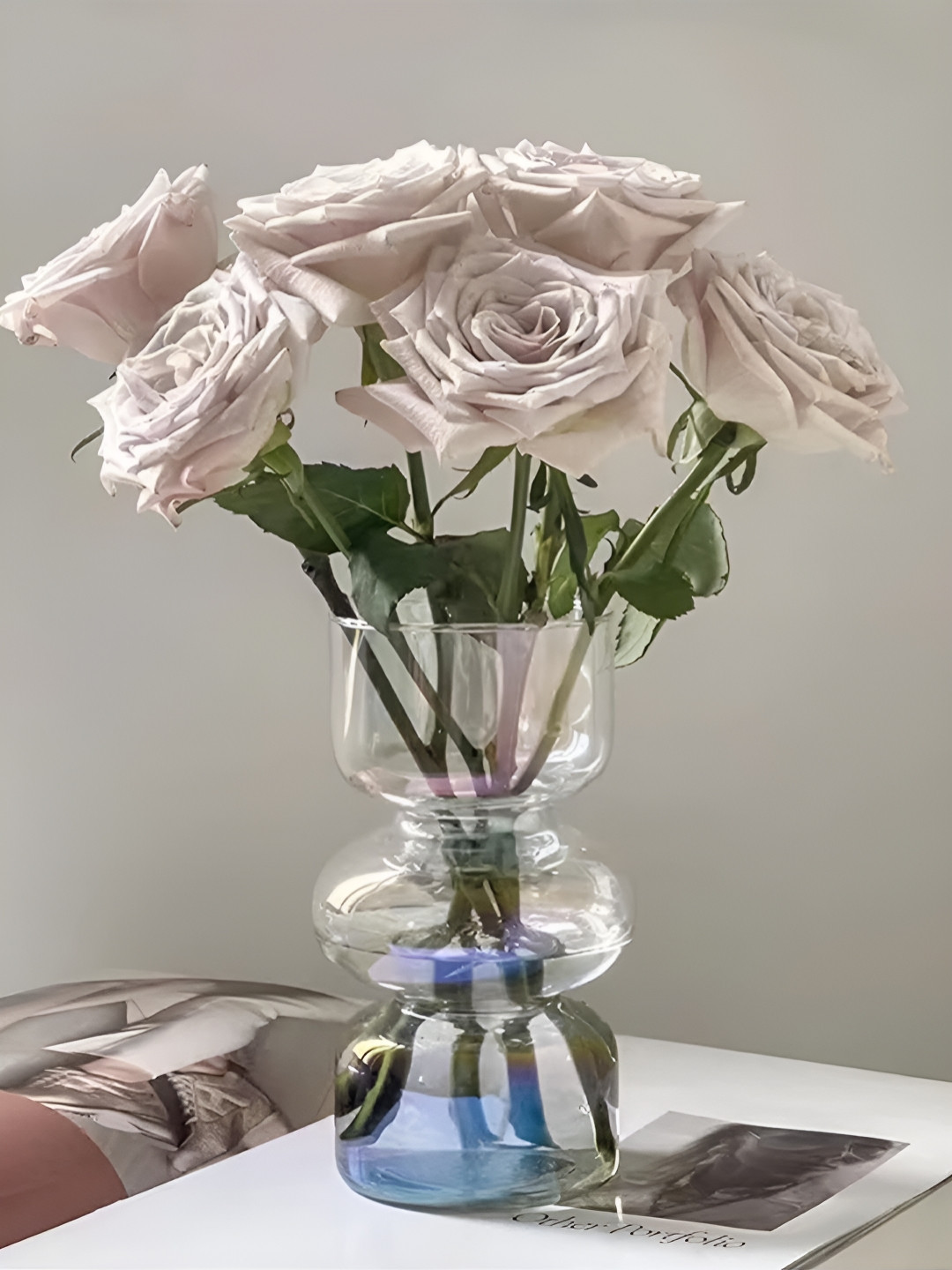 Art Street Transparent Glossy Glass Flower Vase