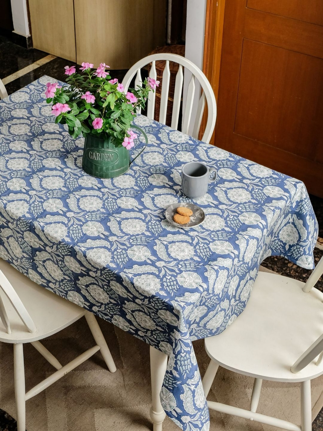 The Yard House Stormy Skies Anti-Slip Wipeable Cotton Printed Rectangle 8Seater TableCover