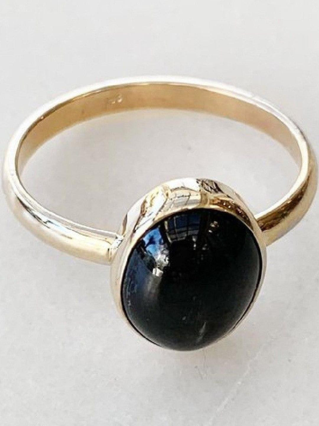GenZcomplex Unisex Onyx Gold-Plated Brass Ethnic Finger Ring