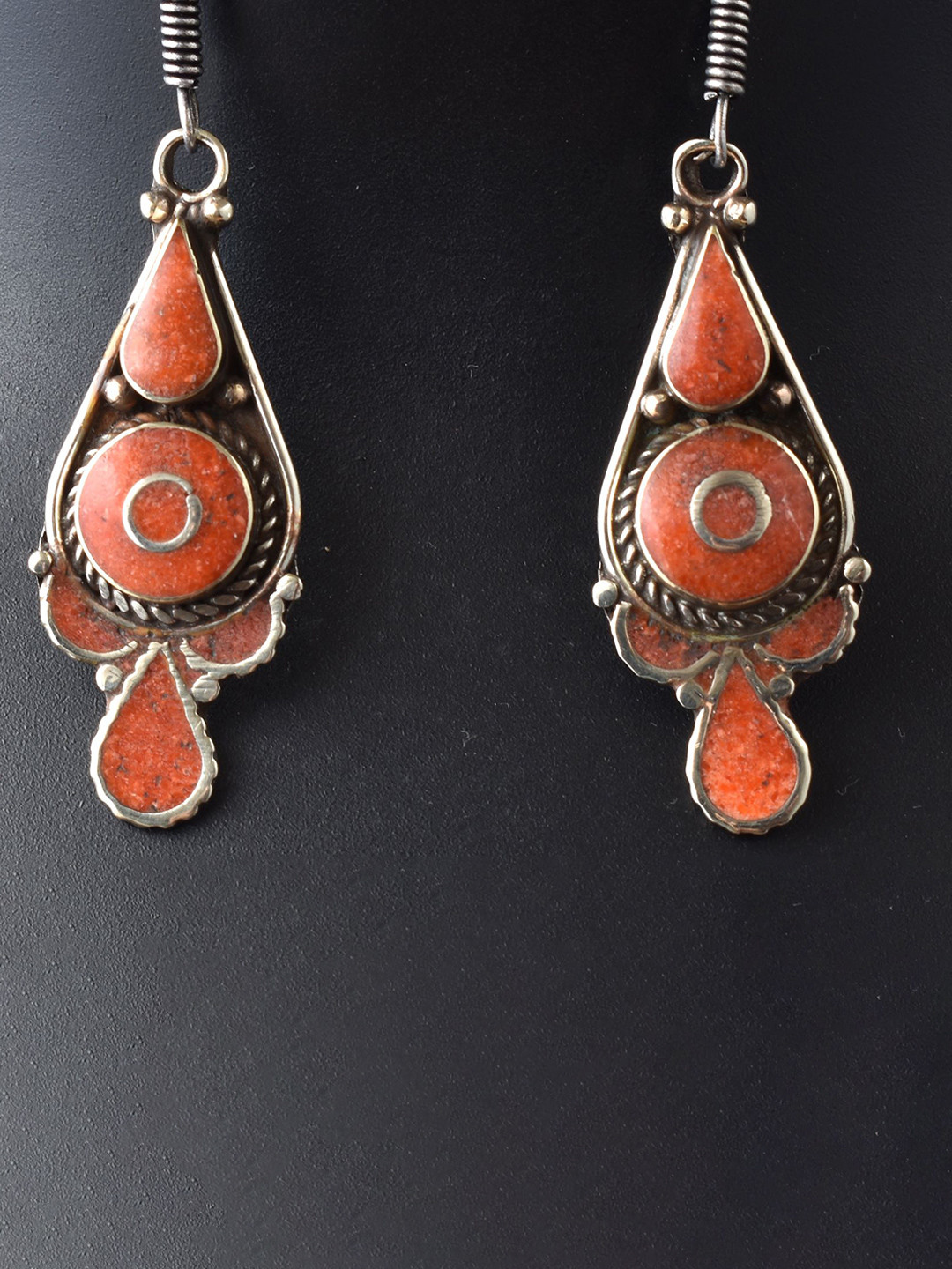 AAR Jewels Rhodium-Plated Teardrop Shaped Drop Earrings