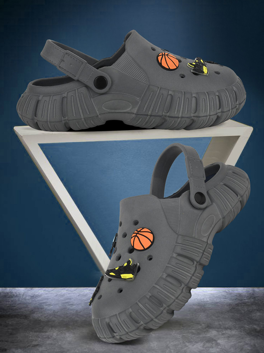 GOKIK Men Self Design EVA Clogs