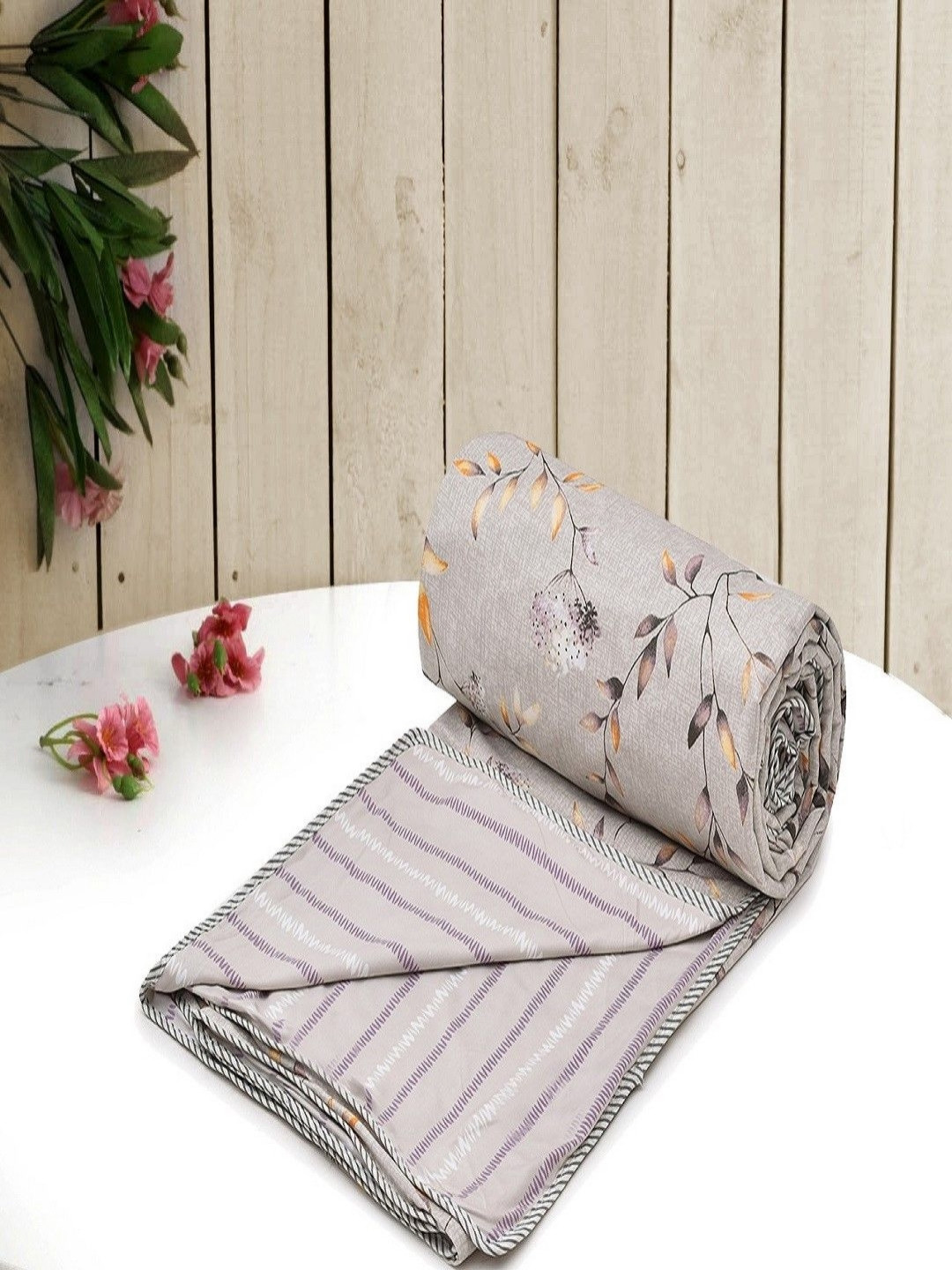 Myntra Elegant Homes Purple & White Floral Microfiber AC Room 150 GSM Double Bed Dohar