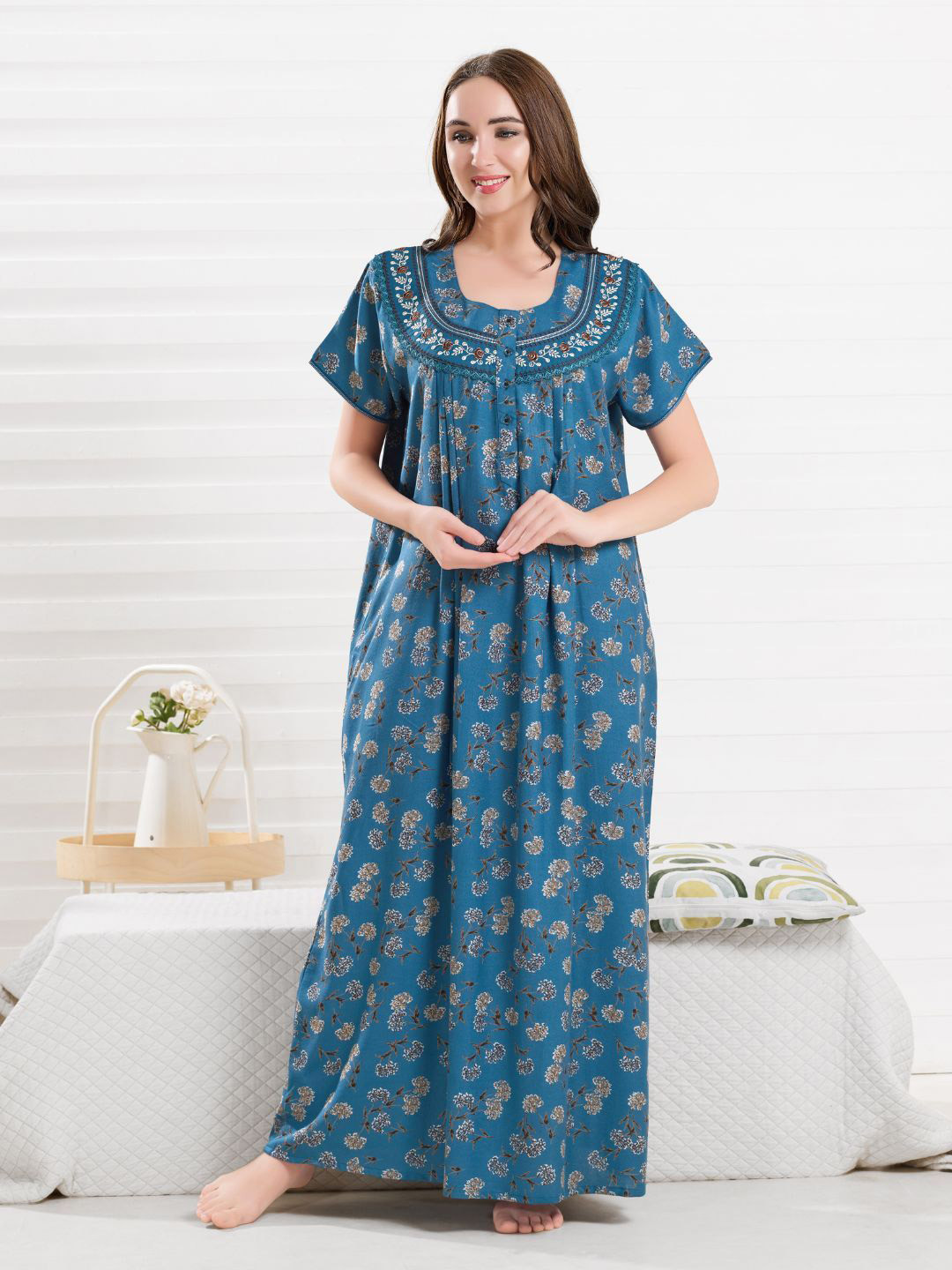 NIGHTSHADES Women Floral Printed Maxi Nightdress