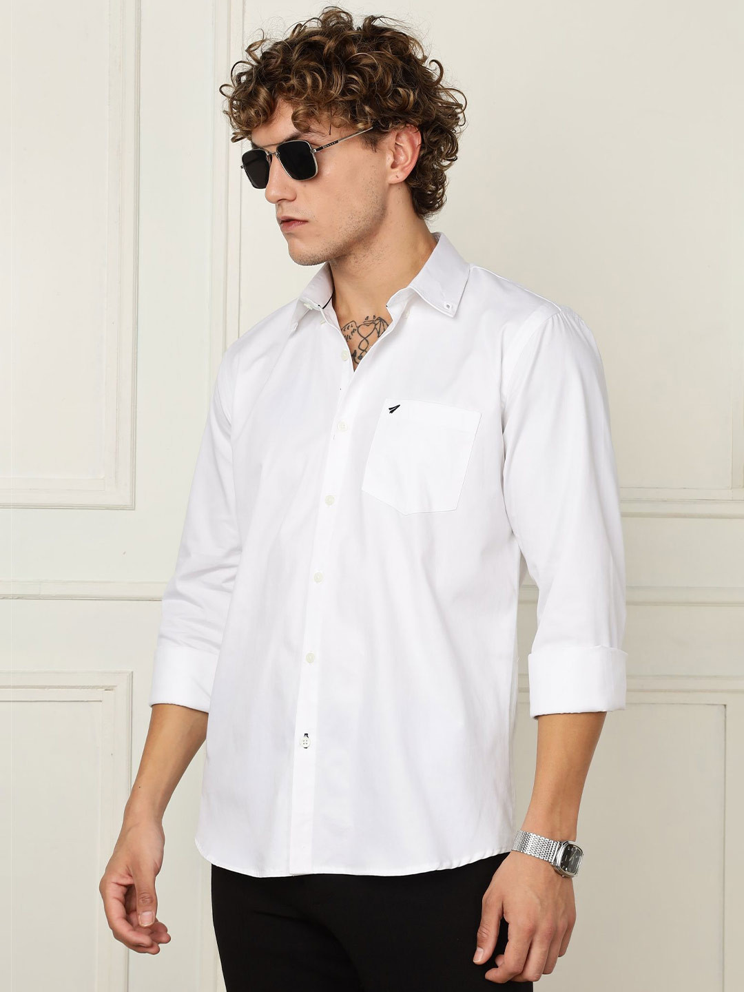 INVICTUS Slim Fit Button-Down Collar Wrinkle Free Cotton Casual Shirt