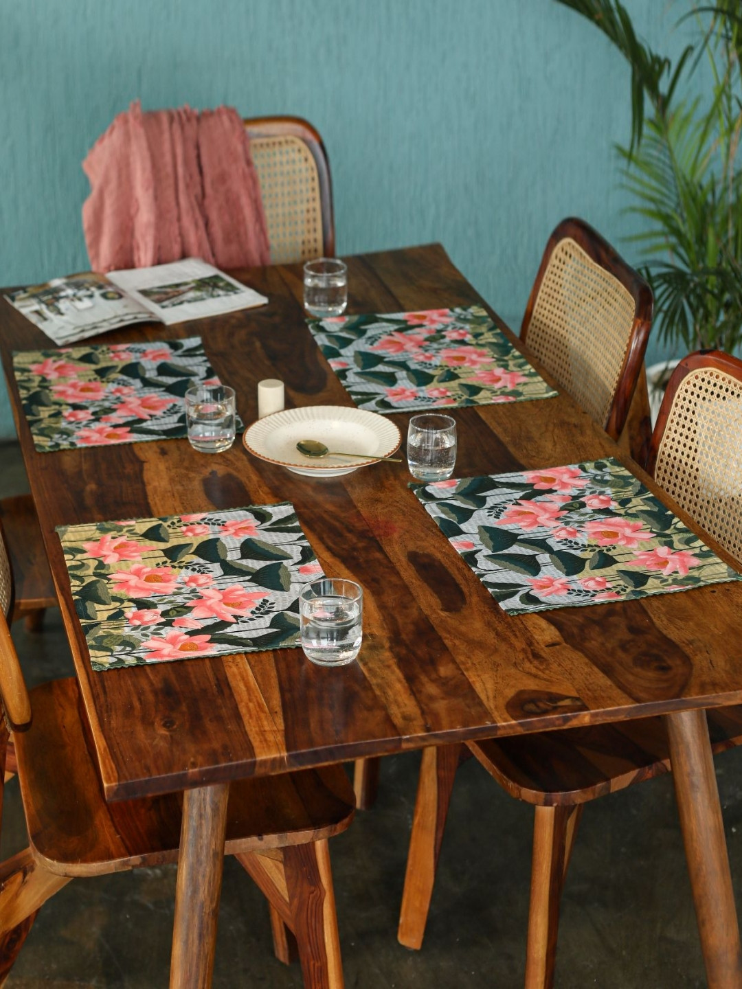 Abolee Homes 4-Pcs Green & Pink Kamal Printed Table Placemat