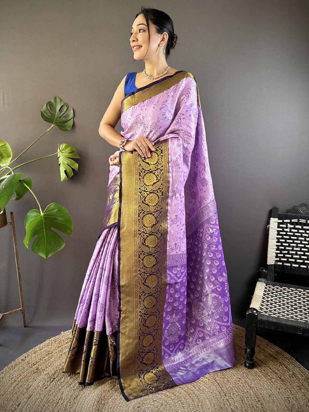 Pandadi Saree Ethnic Motifs Woven Design Zari Kanjeevaram Saree with Blouse Piece