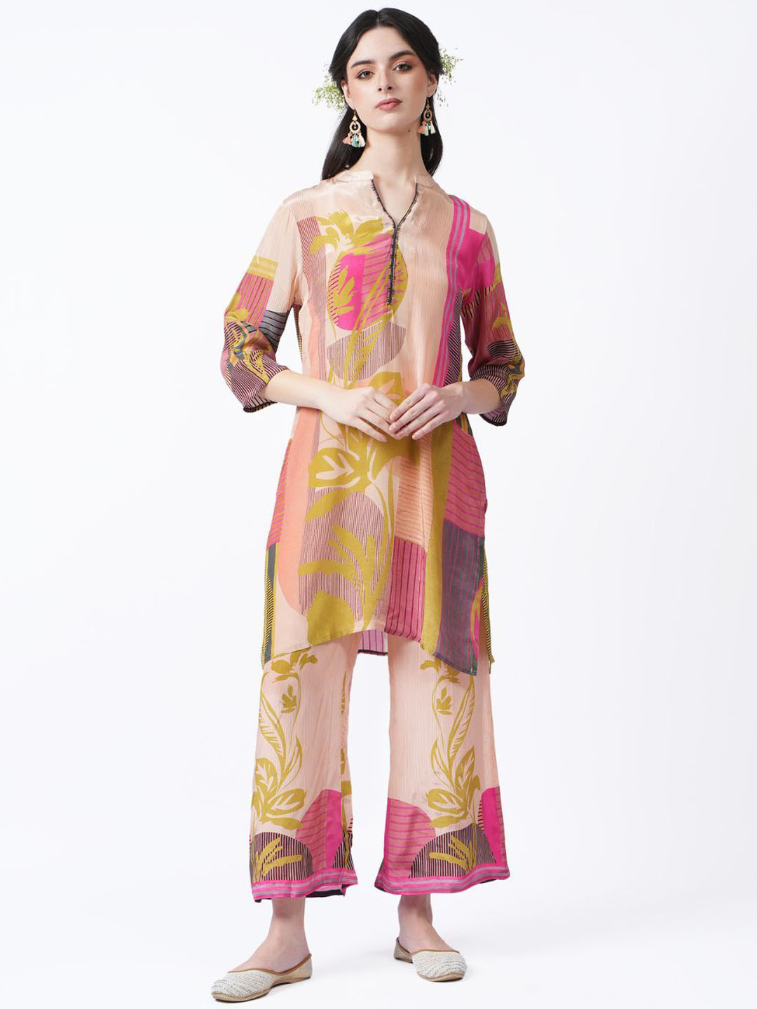 dhartii Abstract Printed Tunic & Trousers Co-Ord Set