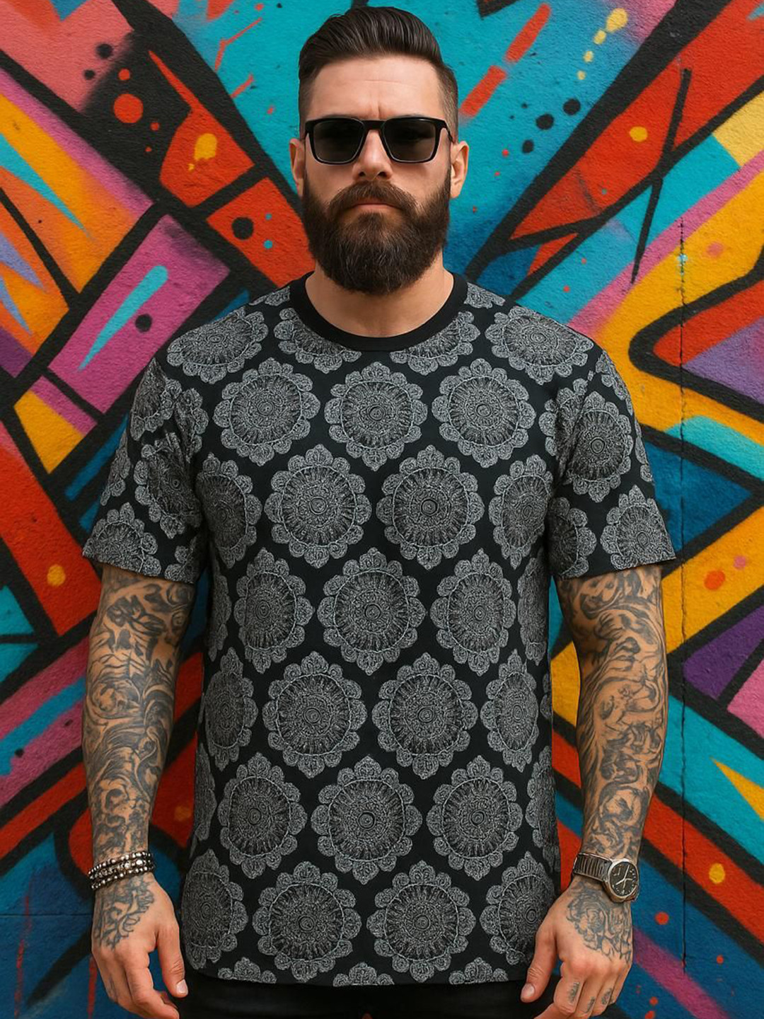 Austin wood Geometric Printed Round Neck T-shirt