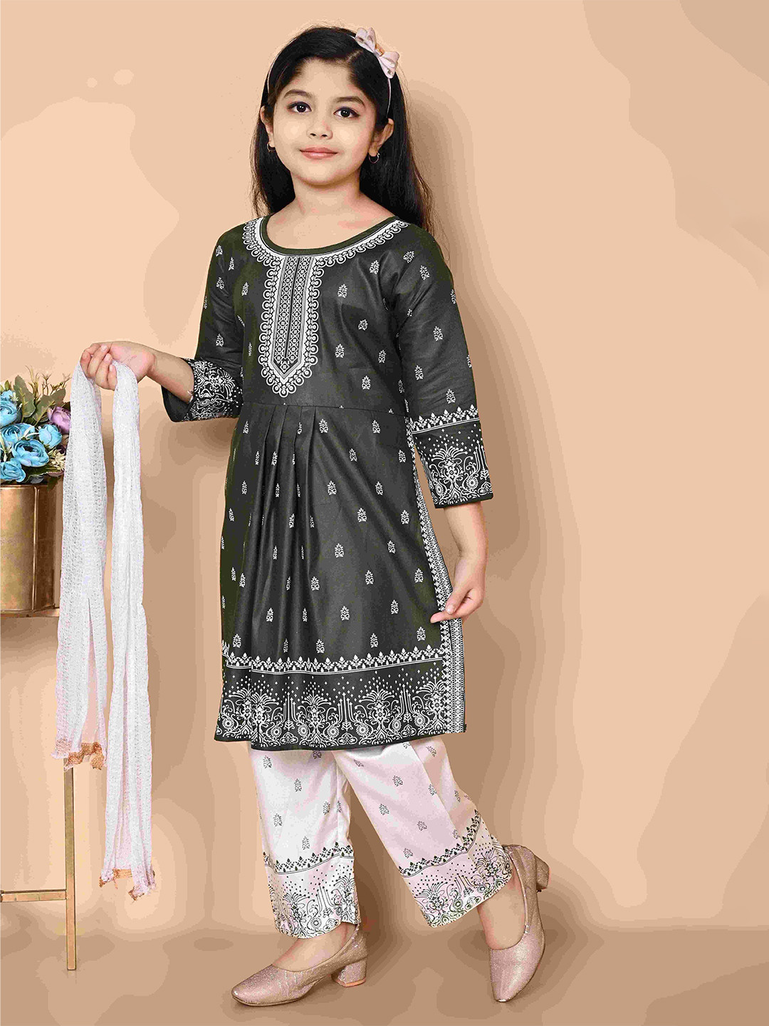 BARKAT DESIGNING PLANET Girls Ethnic Motifs Printed A-Line Kurta with Palazzos & Dupatta