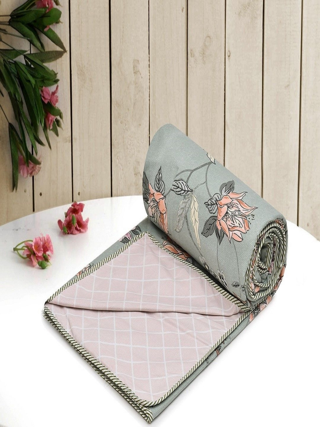 Aura Green & Peach-Coloured Floral AC Room 150 GSM Microfiber Single Bed Dohar