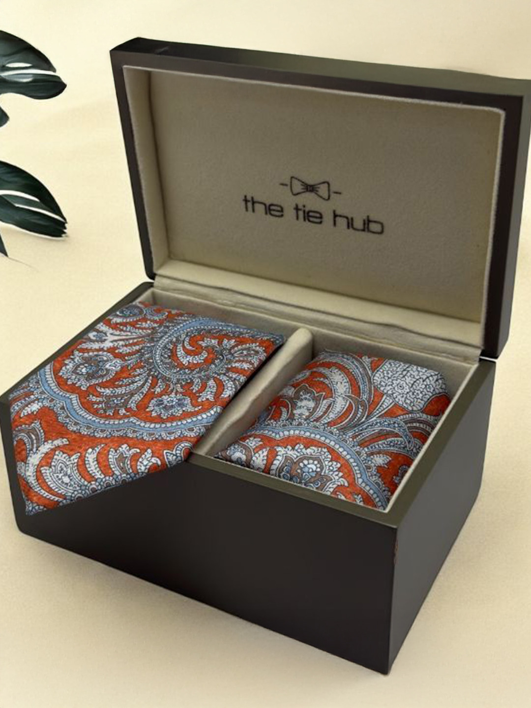 The Tie Hub Men Floral Printed Tie and Pocket Square Accessory Gift Set