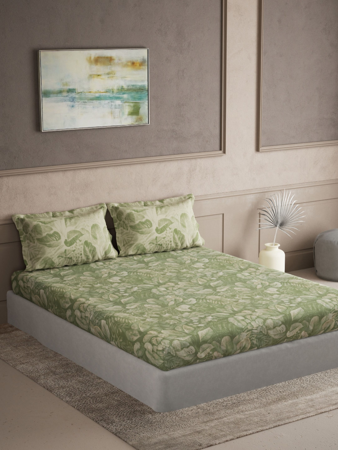 DDecor Floral 144 TC King Bedsheet with 2 Pillow Covers