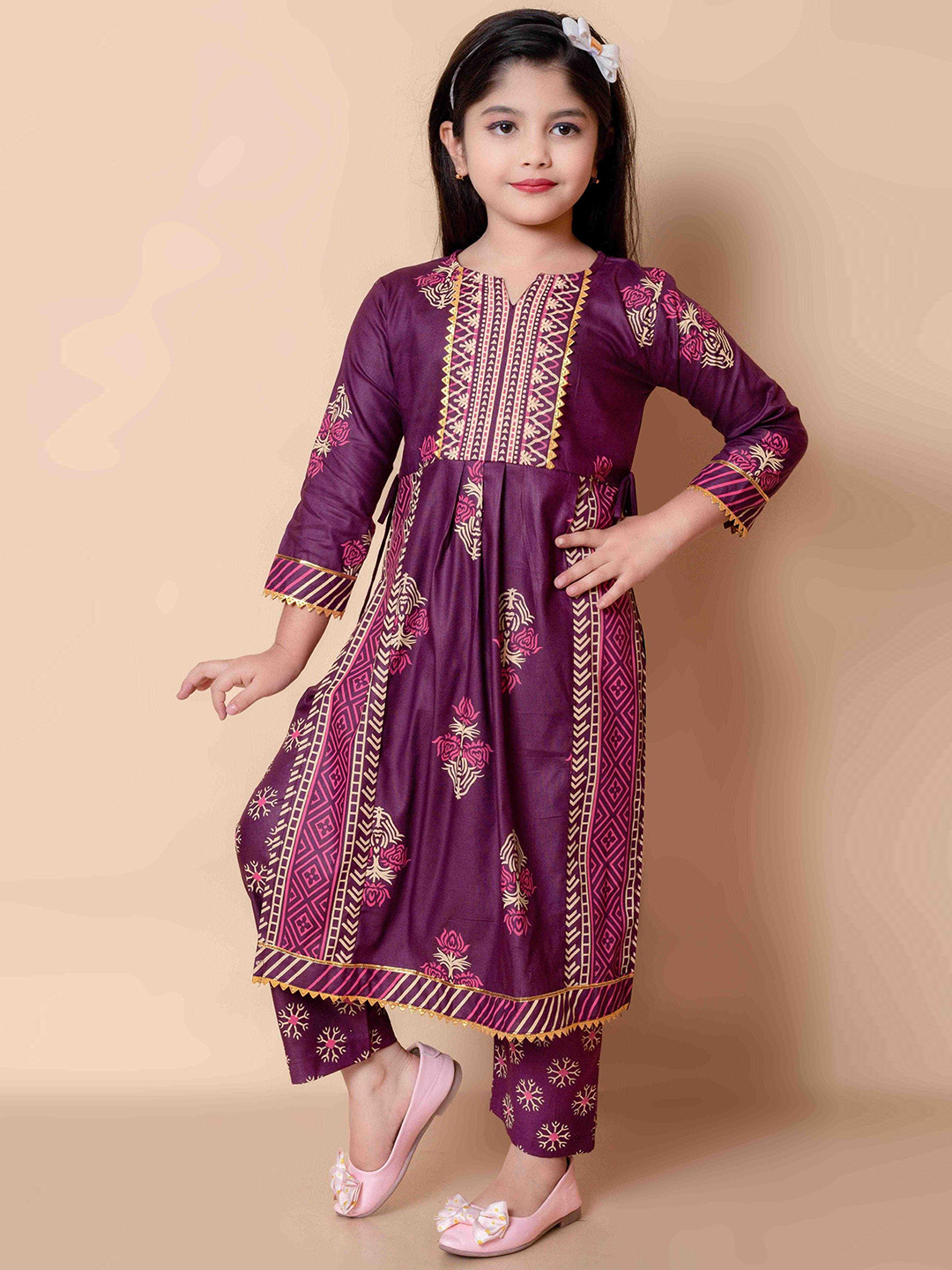 BARKAT DESIGNING PLANET Girls Ethnic Motifs Printed Kurta With Trousers Kurta Sets