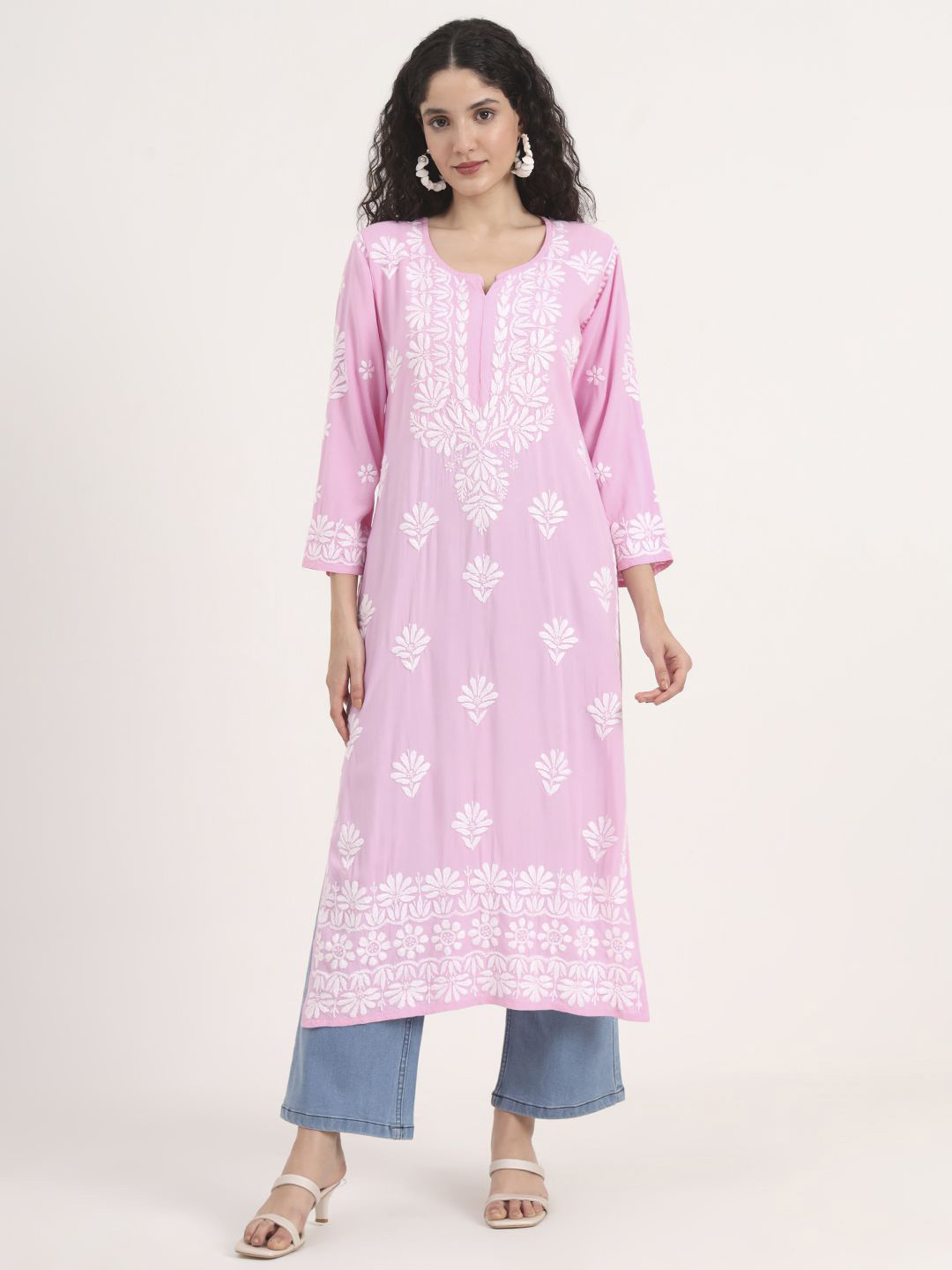 The Chikan Label Women Saira Rayon Straight Chikankari Kurta