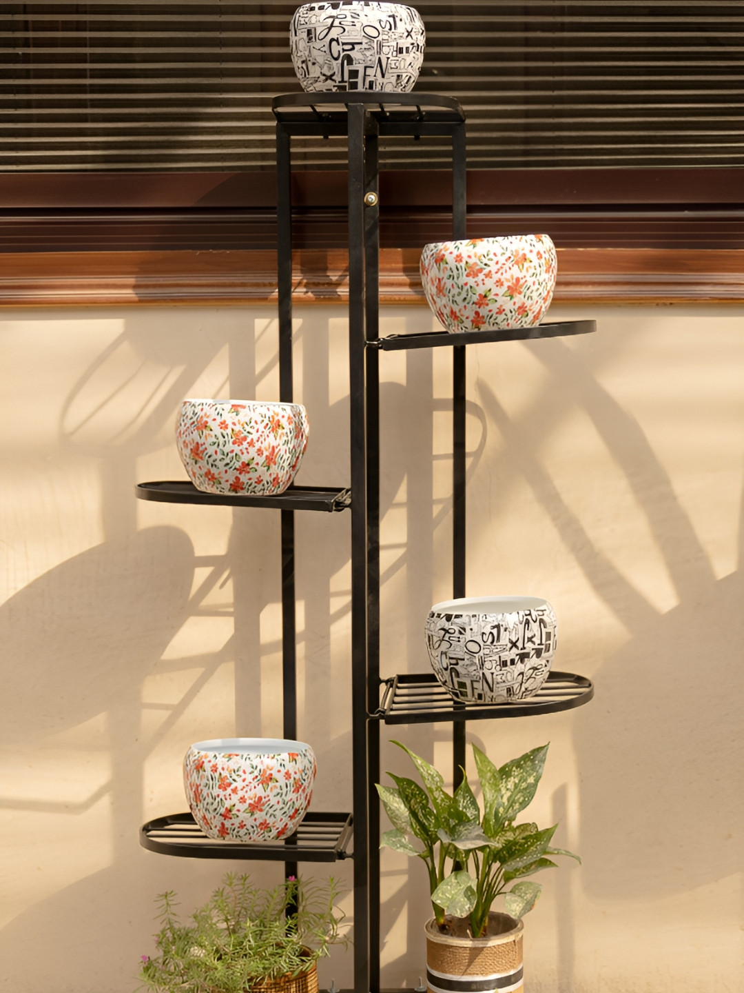 THREADVIBE LIVING Black Six Tier Plant Stand