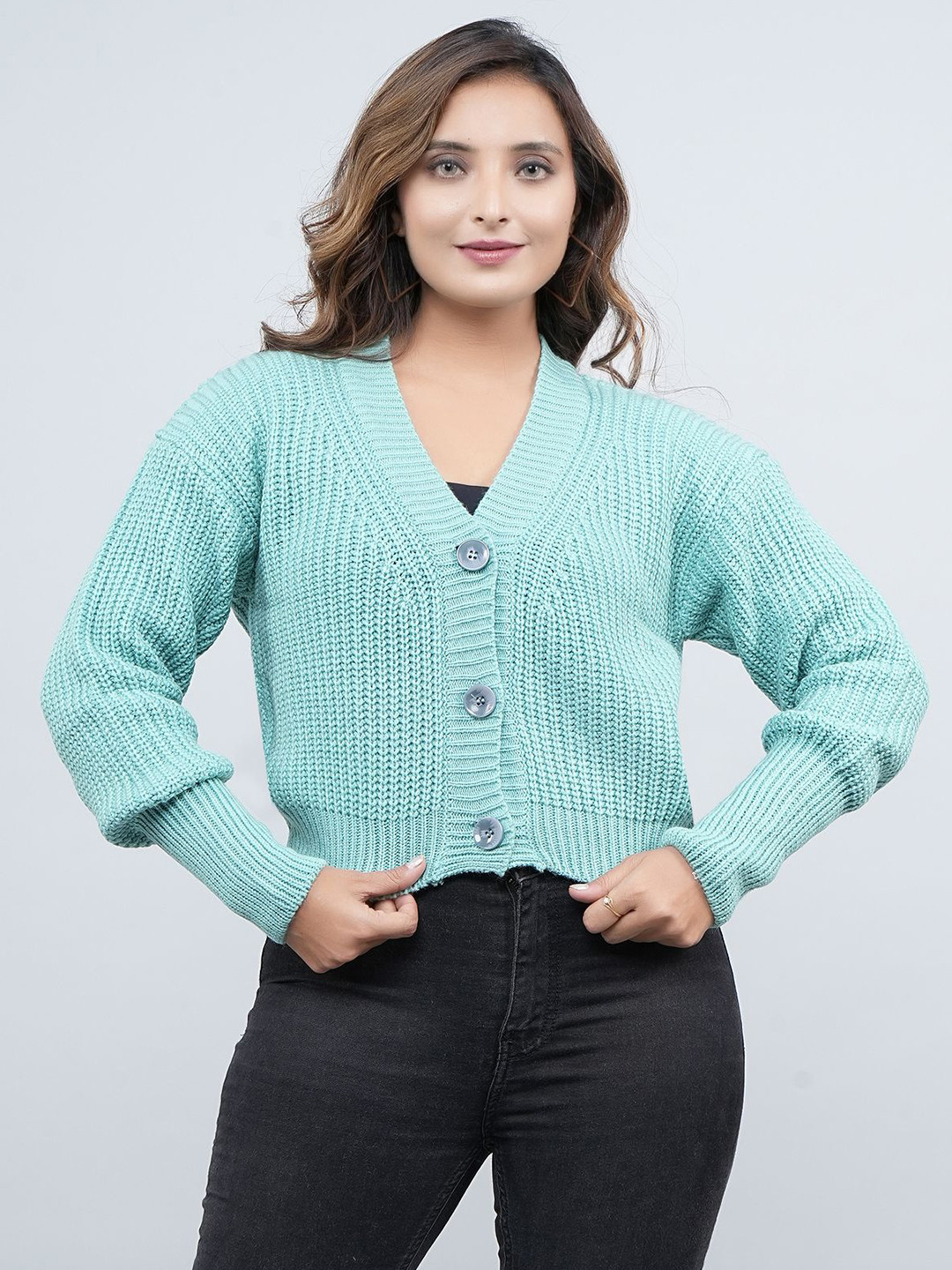 FEVERFEW Women Ribbed Woollen Crop Cardigan