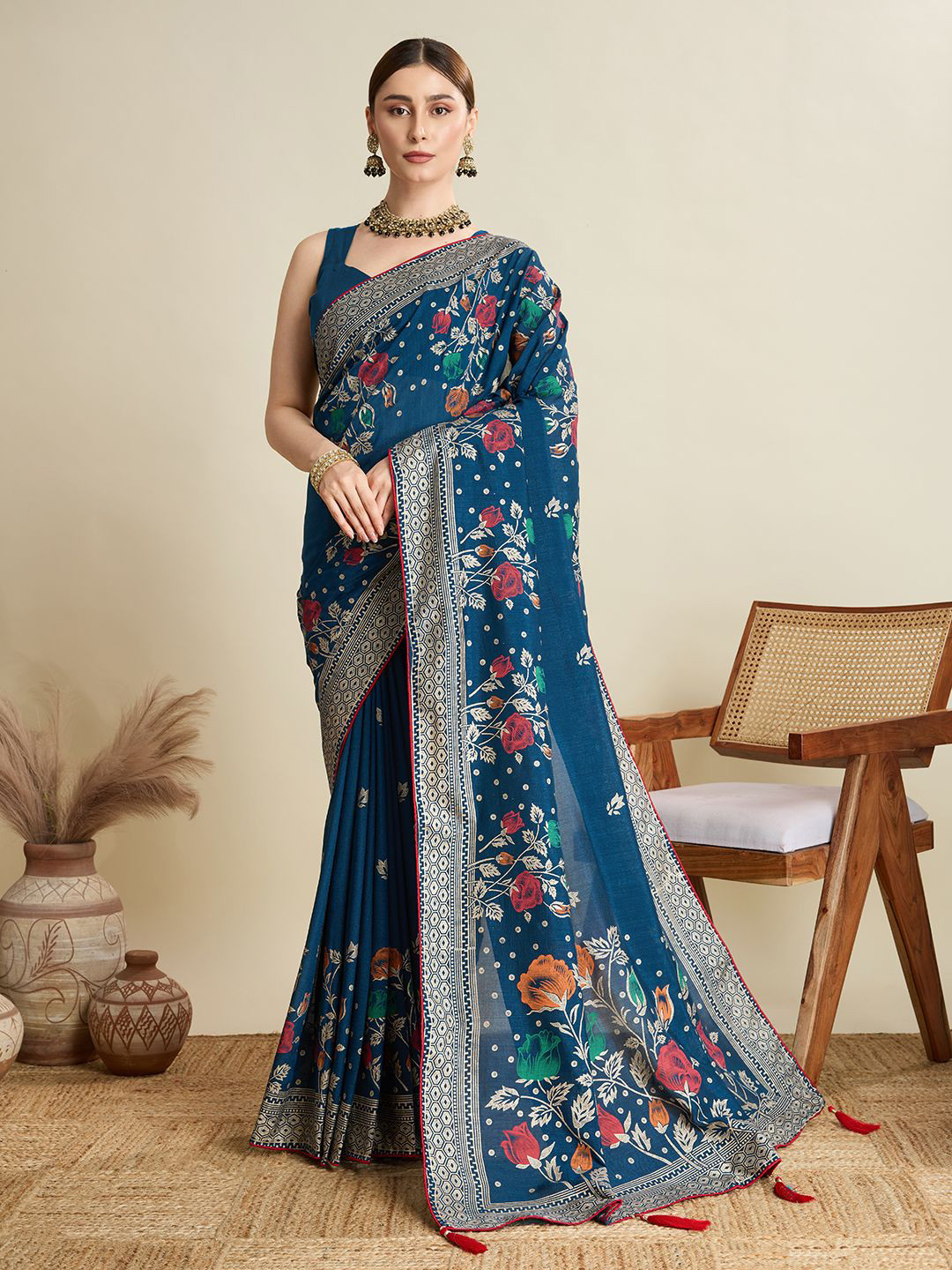 Pandadi Saree Floral Printed Saree