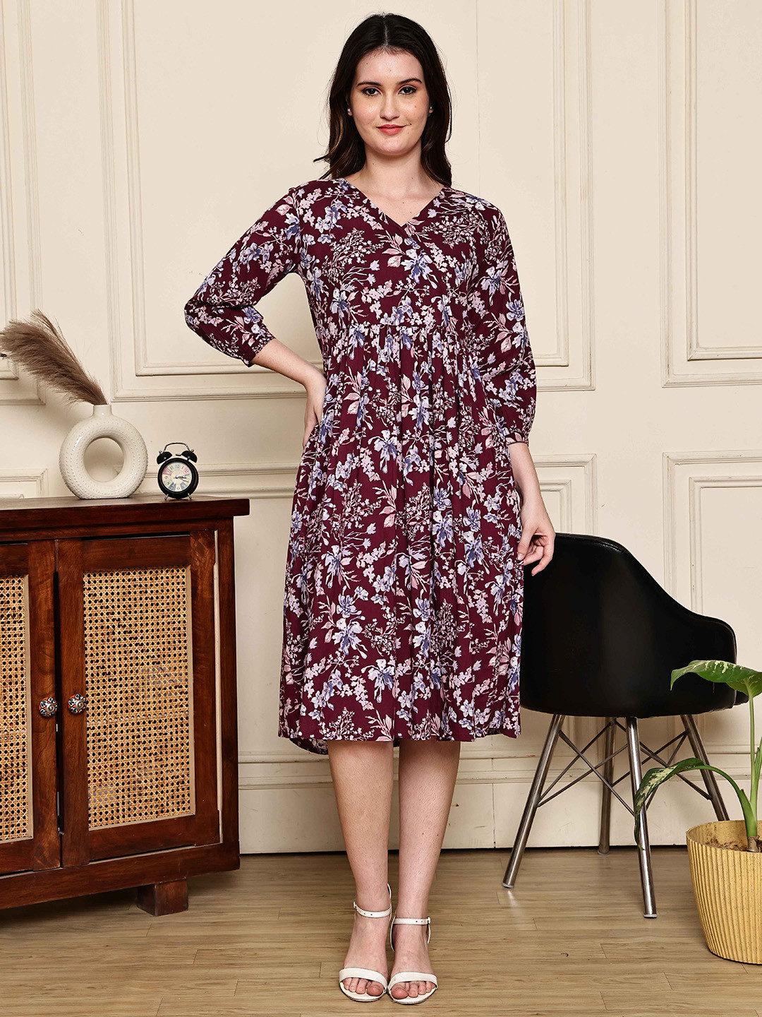 Roly Poly Women Floral Printed V-Neck A-Line Knee Length Dress