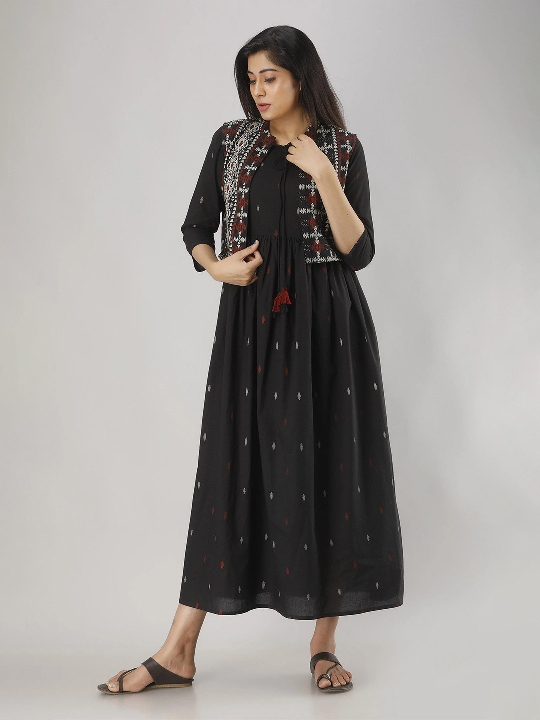 HERE&NOW Women Ethnic Motifs Printed Round Neck A-Line Ankle Length Kurta With Jacket