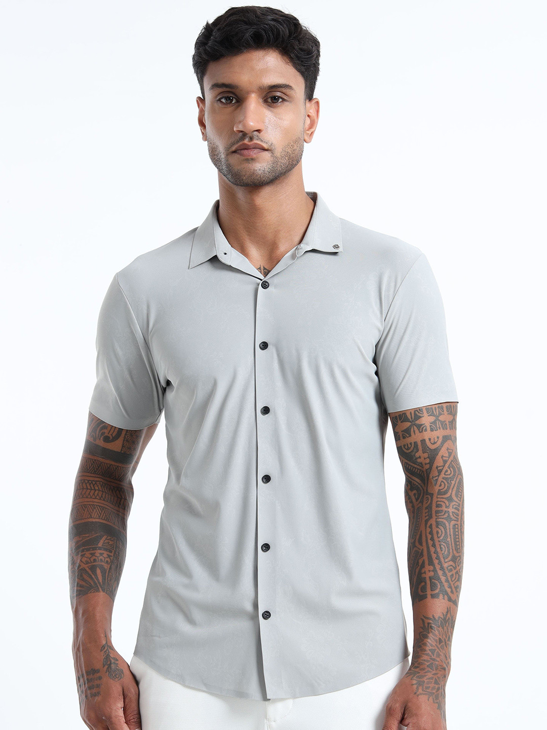 Mystery Of Fashion Classic Spread Collar Short Sleeves Cotton Opaque Shirt