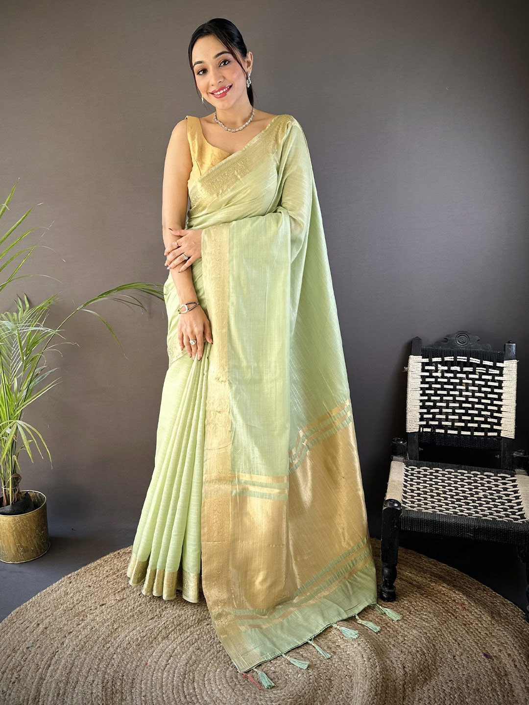 Pandadi Saree Striped Woven Design Zari Sarees