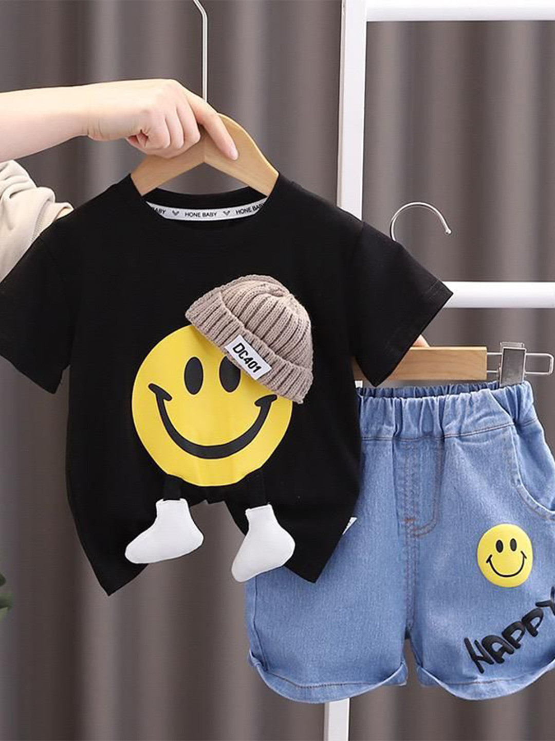 POP STREET KIDS Boys Smiley Printed T-shirt With Short